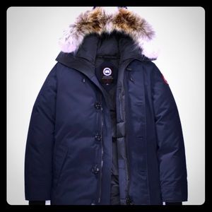 Unworn, Authentic Canada Goose at a discount!